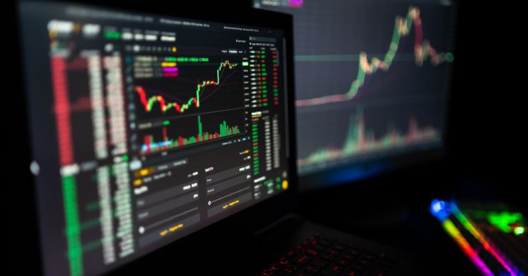 How to Trade Effectively in the Cryptocurrency Market