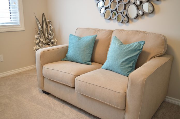 4 Biggest Mistakes People Make When Buying a Couch