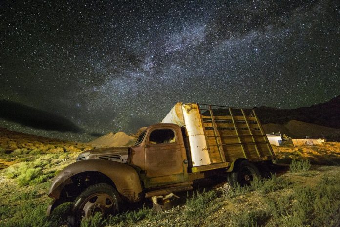 How a Truck Accident Lawyer Can Improve Your Payout