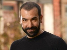 Rick Hoffman Wife, Net Worth, Gay, Height, Son, Bio