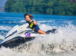 jet-ski