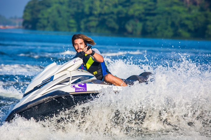 jet-ski